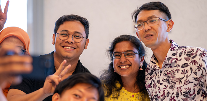 Small group of Fulbright Students taking a selfie